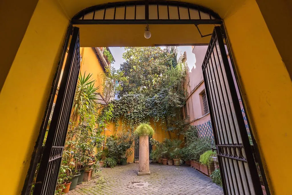 Roman House With Balcony Villa Holiday home Rome